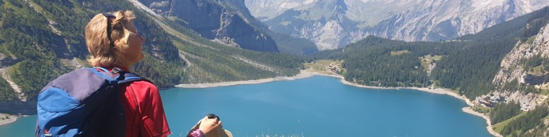 Oeschinensee hiking